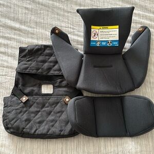 NUNA car seat insert (Toddler)